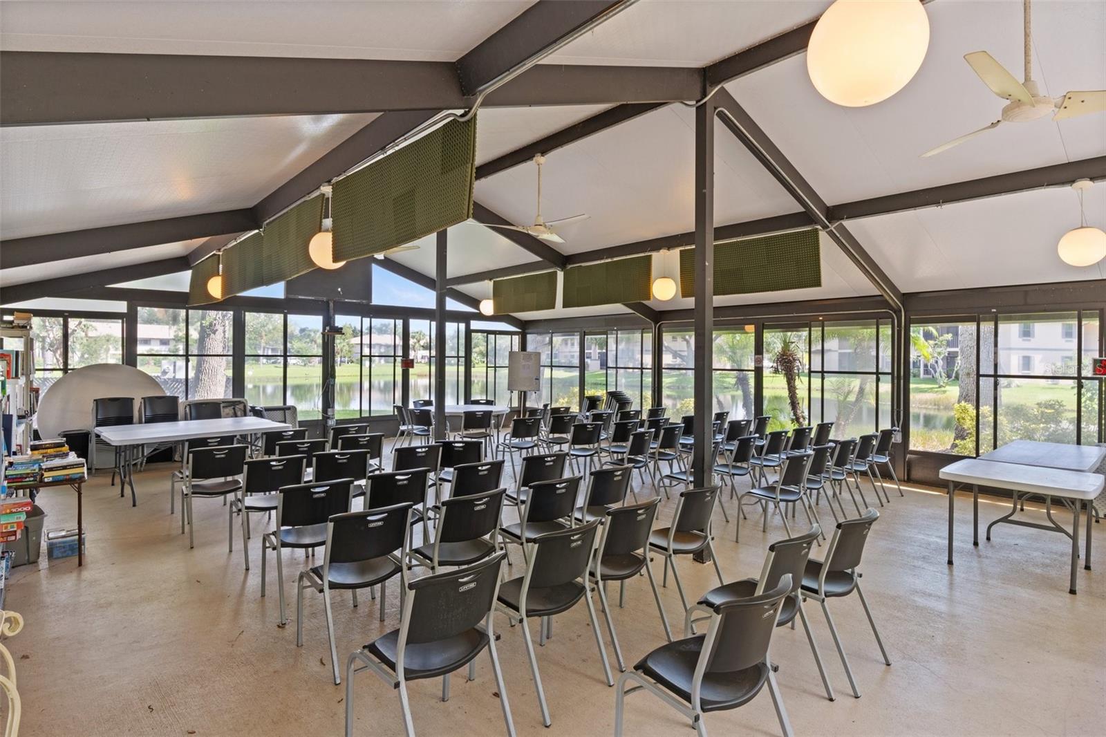 OAKS 04 - Residential