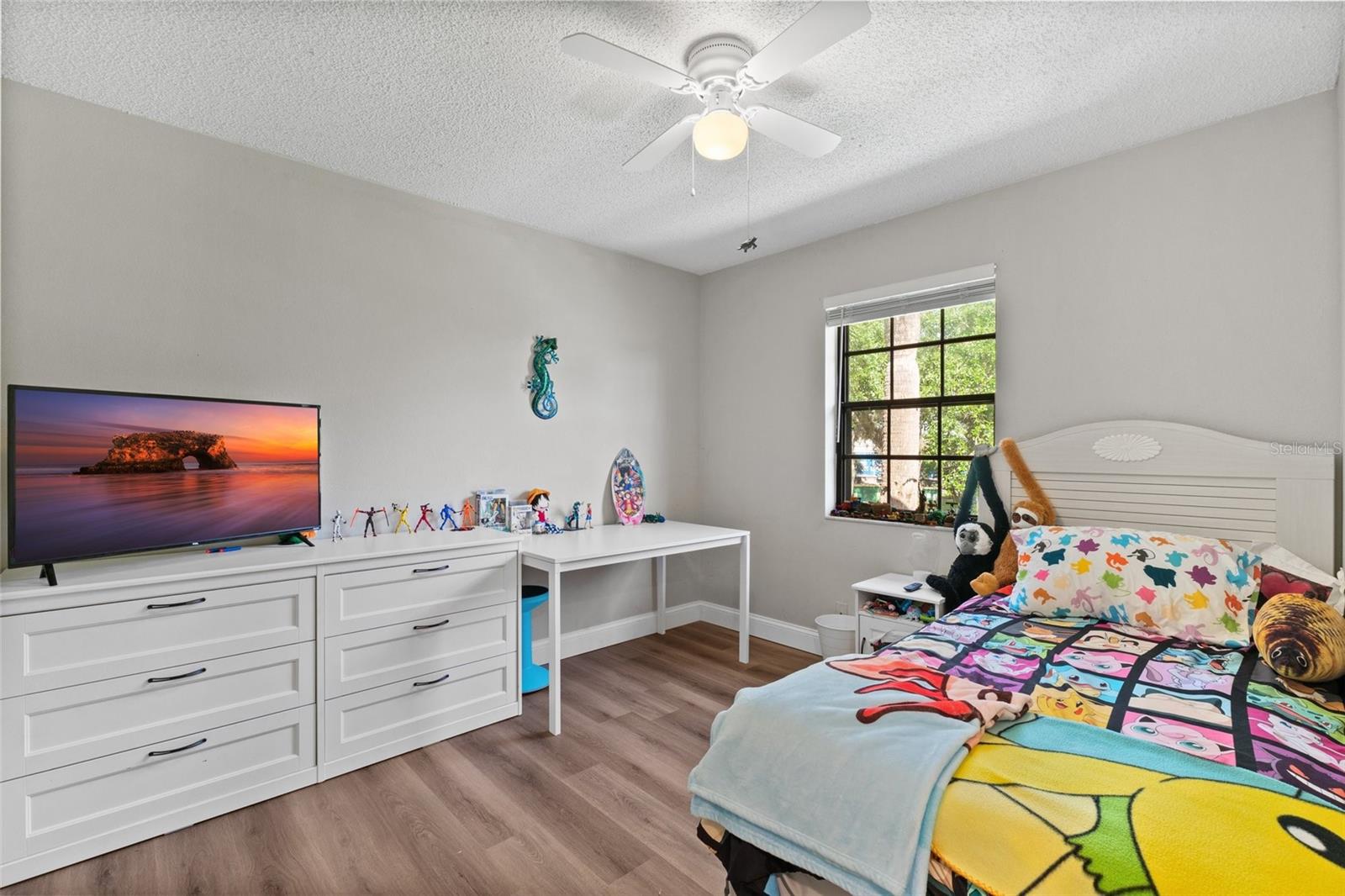 OAKS 04 - Residential