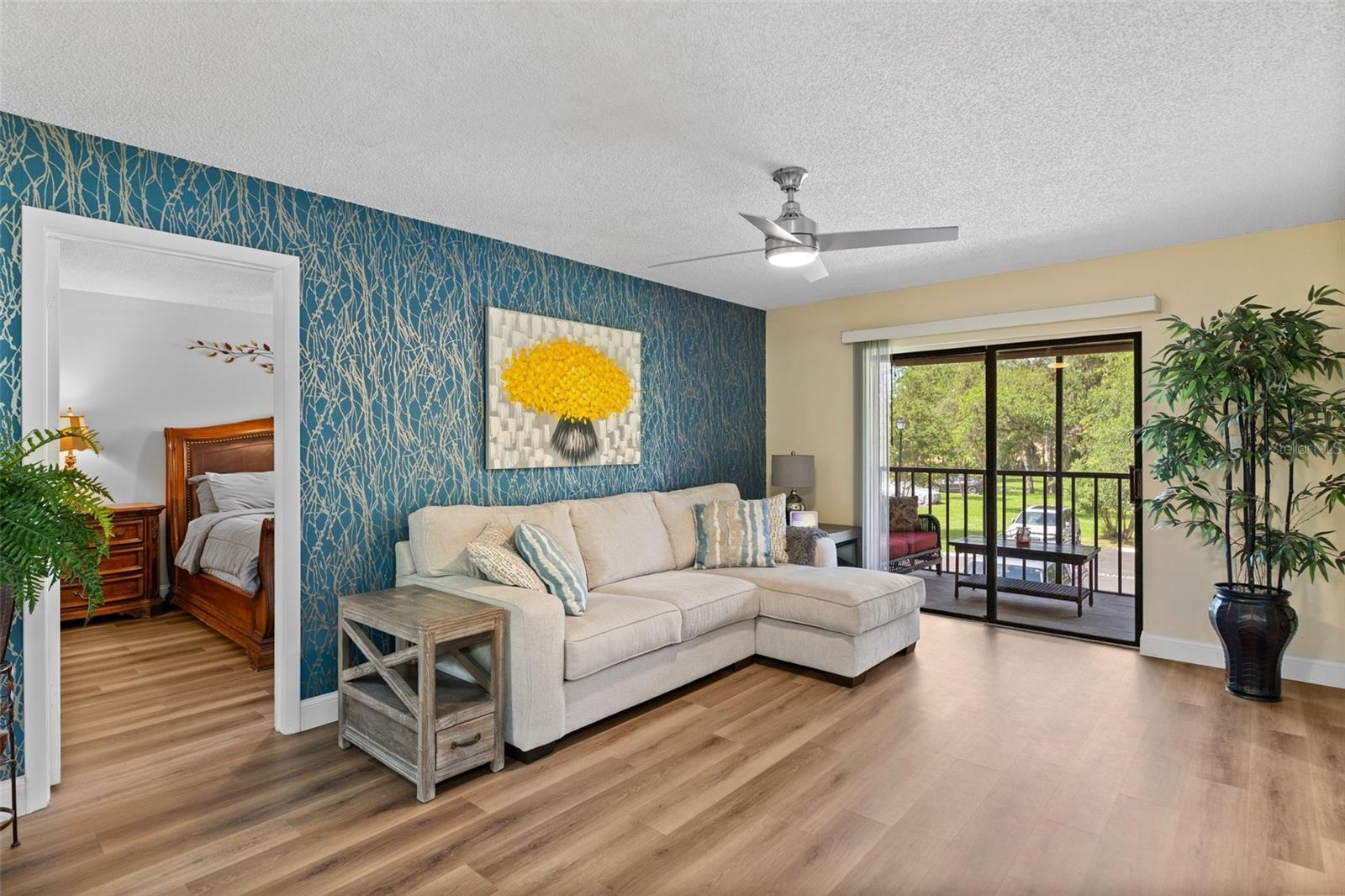 OAKS 04 - Residential