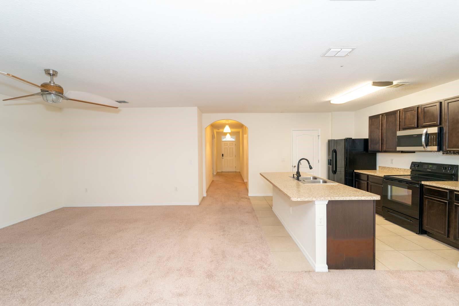 LAKE TRACY ESTATES - Residential