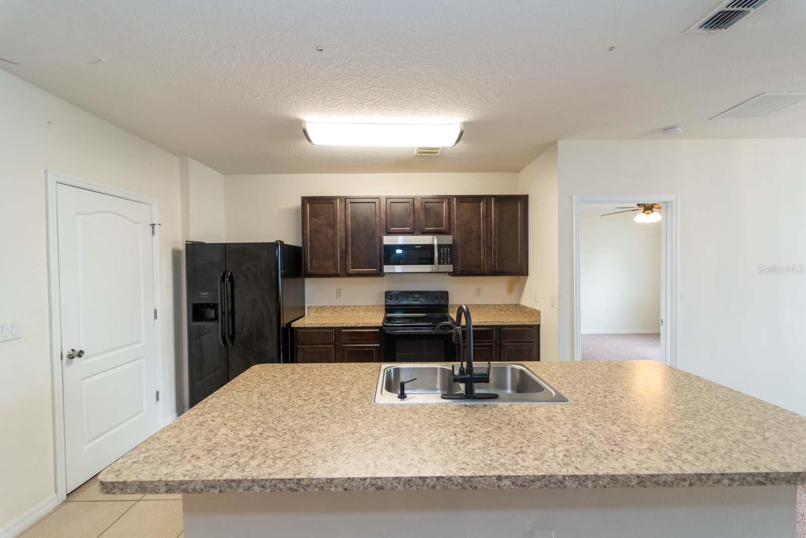 LAKE TRACY ESTATES - Residential