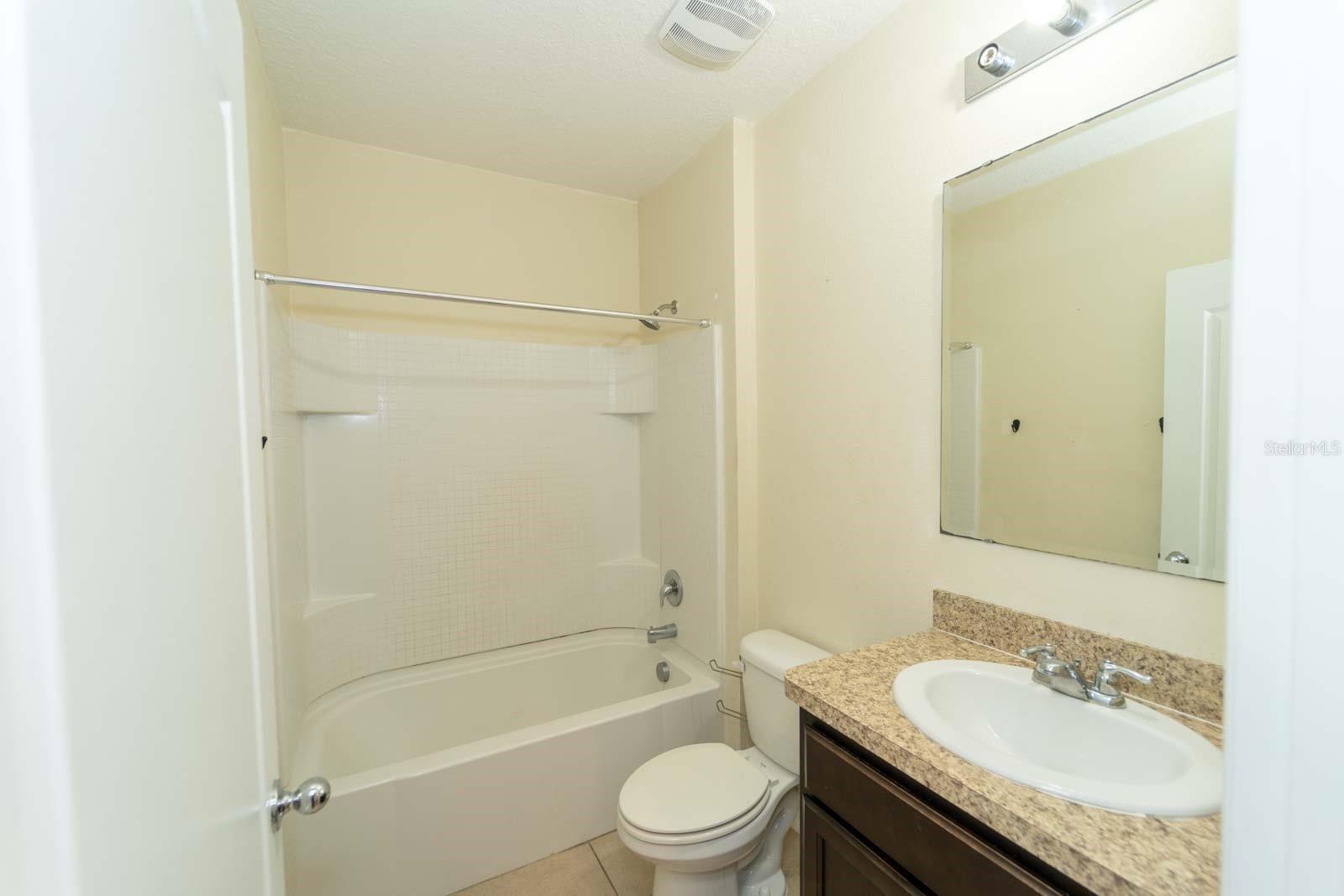 LAKE TRACY ESTATES - Residential