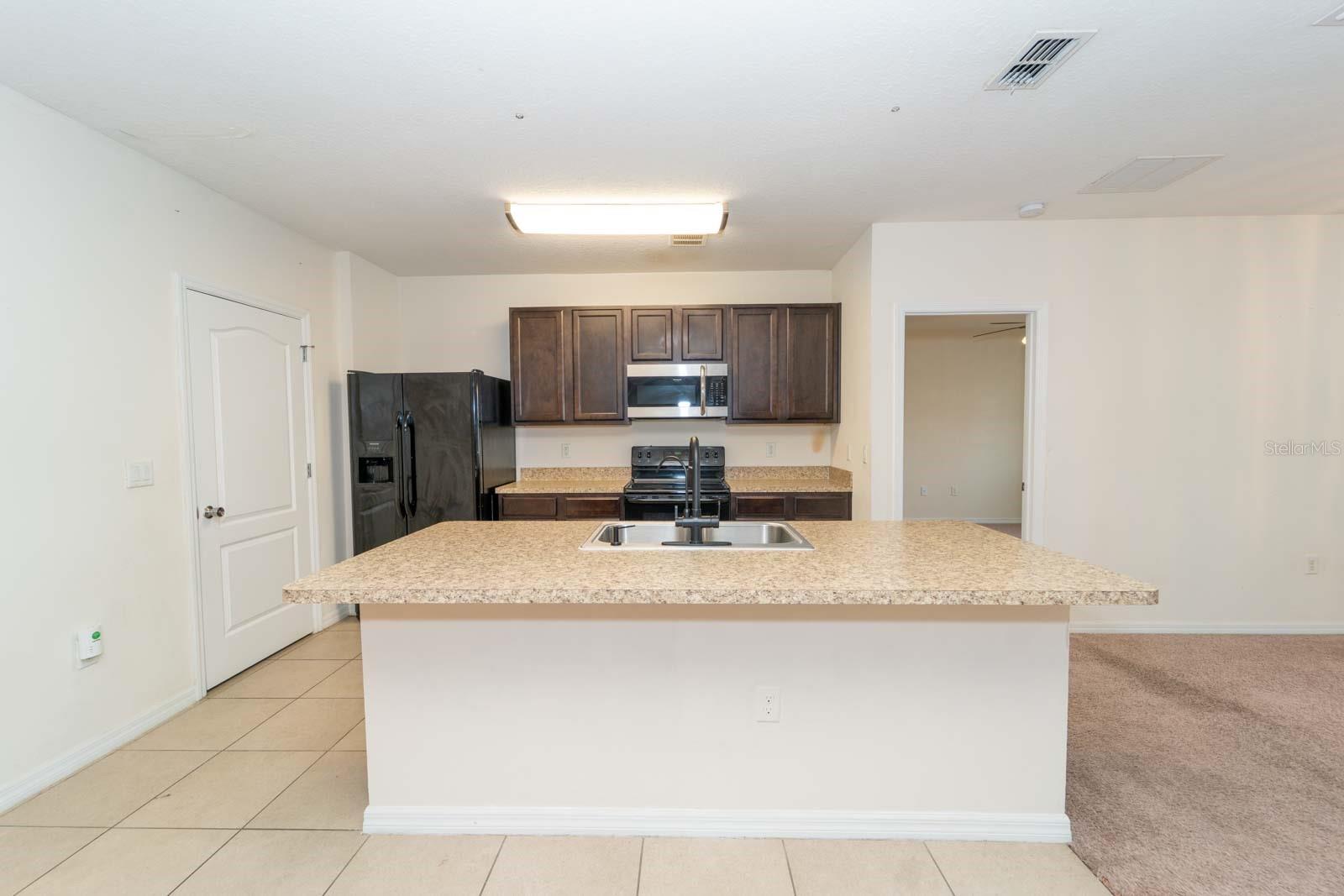 LAKE TRACY ESTATES - Residential