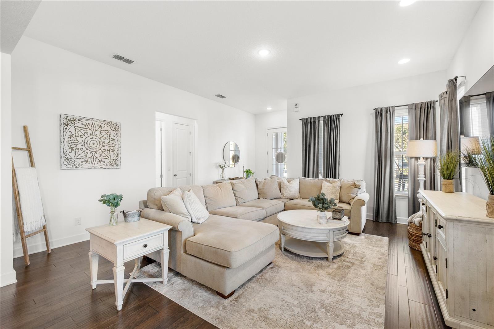 LAUREATE PARK PH 7 - Residential