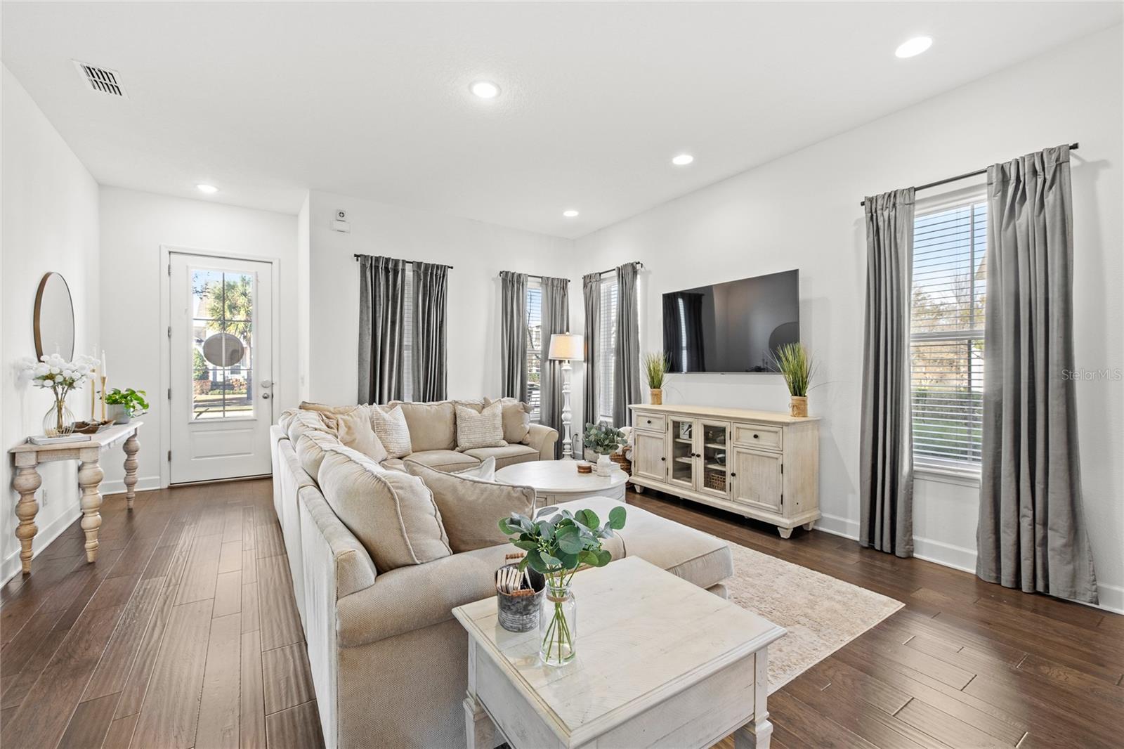 13401 GRANGER AVENUE