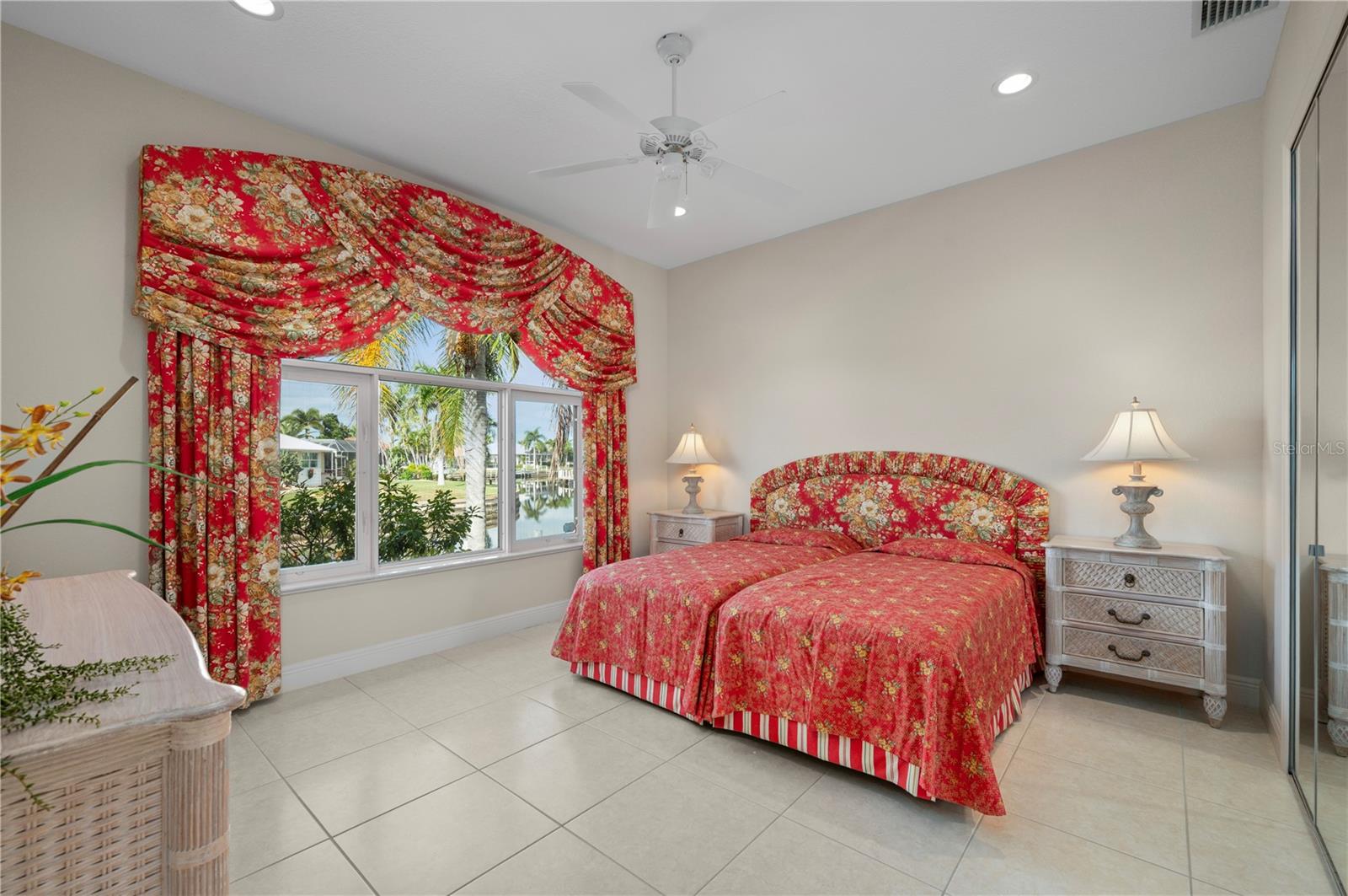 PUNTA GORDA ISLES SEC 14 - Residential