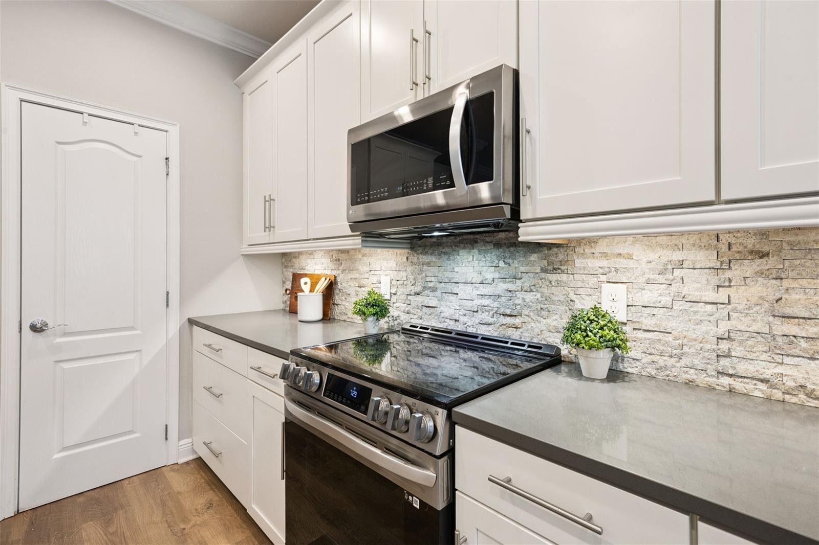 RESERVE/GOLDEN ISLE - Residential