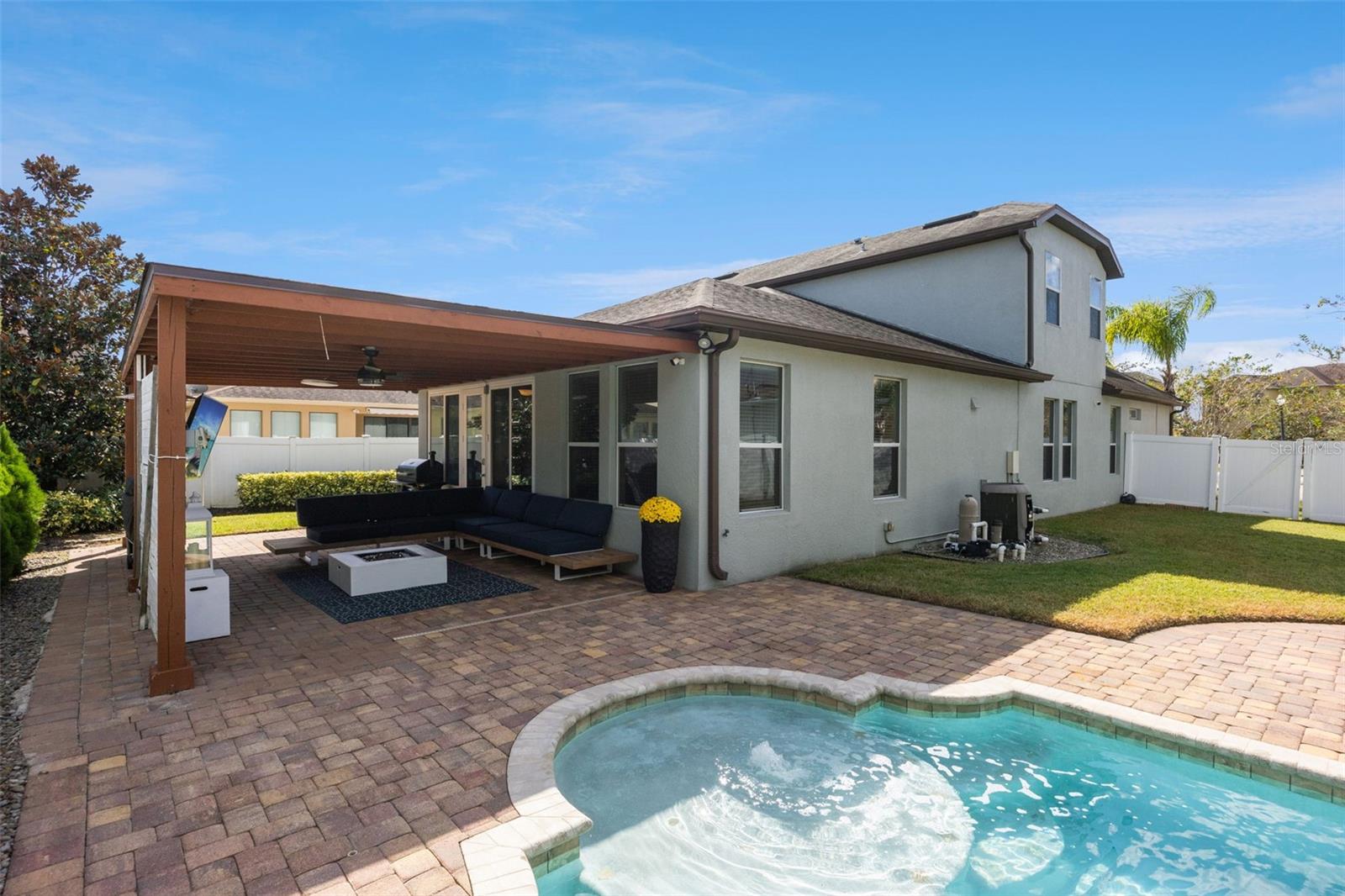 RESERVE/GOLDEN ISLE - Residential