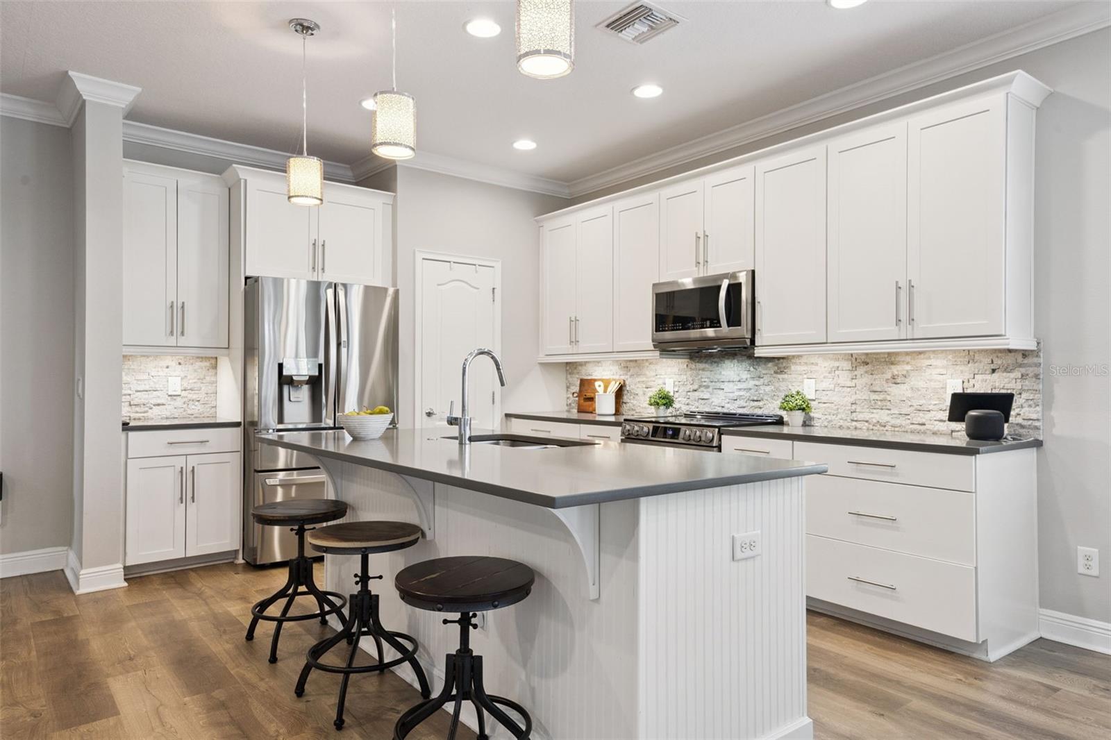 RESERVE/GOLDEN ISLE - Residential