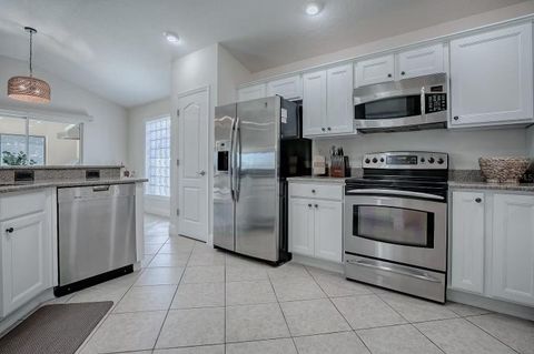 Tiny photo for 1064 Alcove Loop, The Villages, FL 32162 (MLS # G5105530)