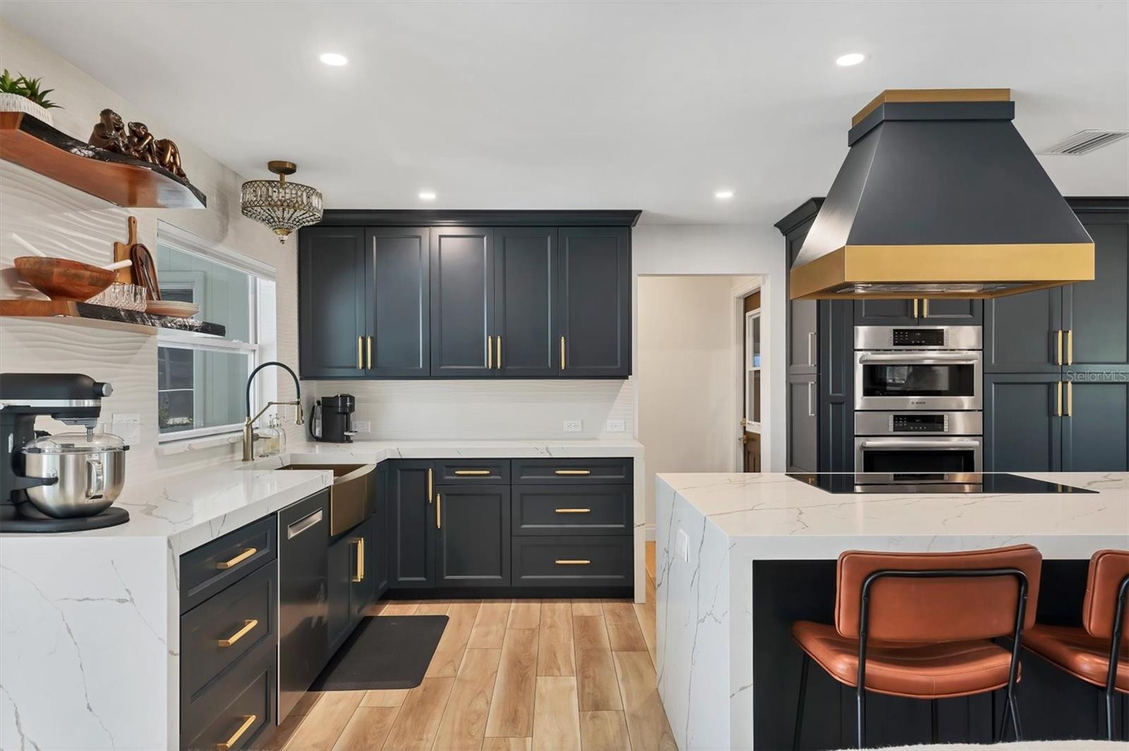 SAN REMO SHORES - Residential