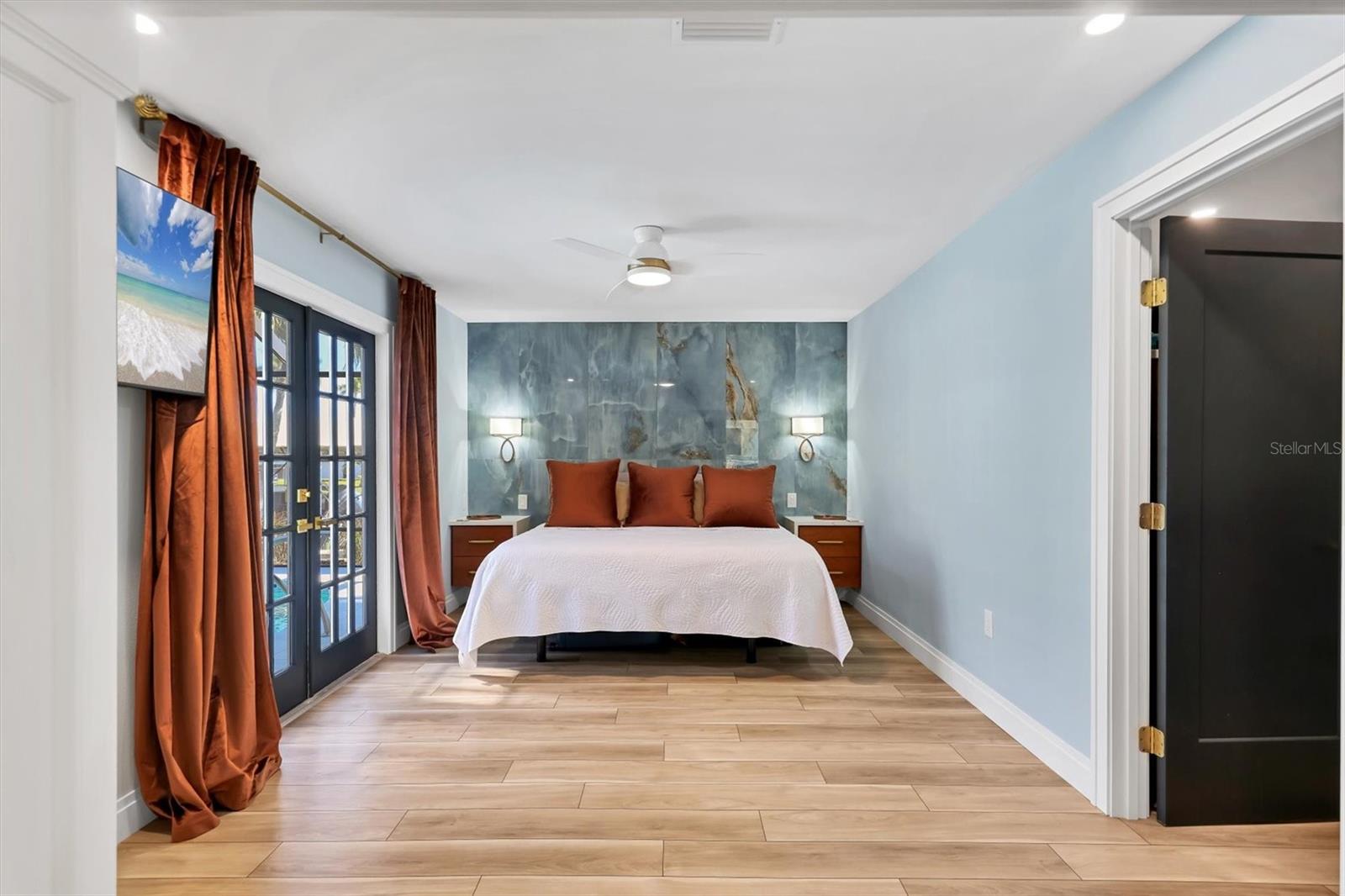 SAN REMO SHORES - Residential