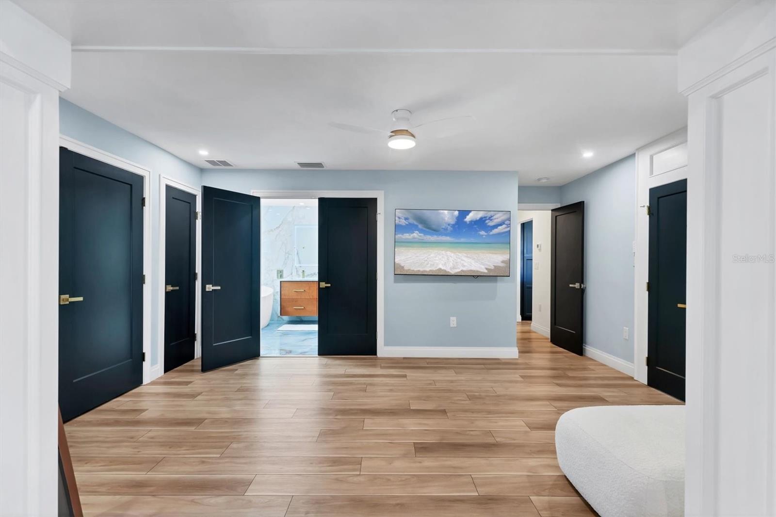 SAN REMO SHORES - Residential