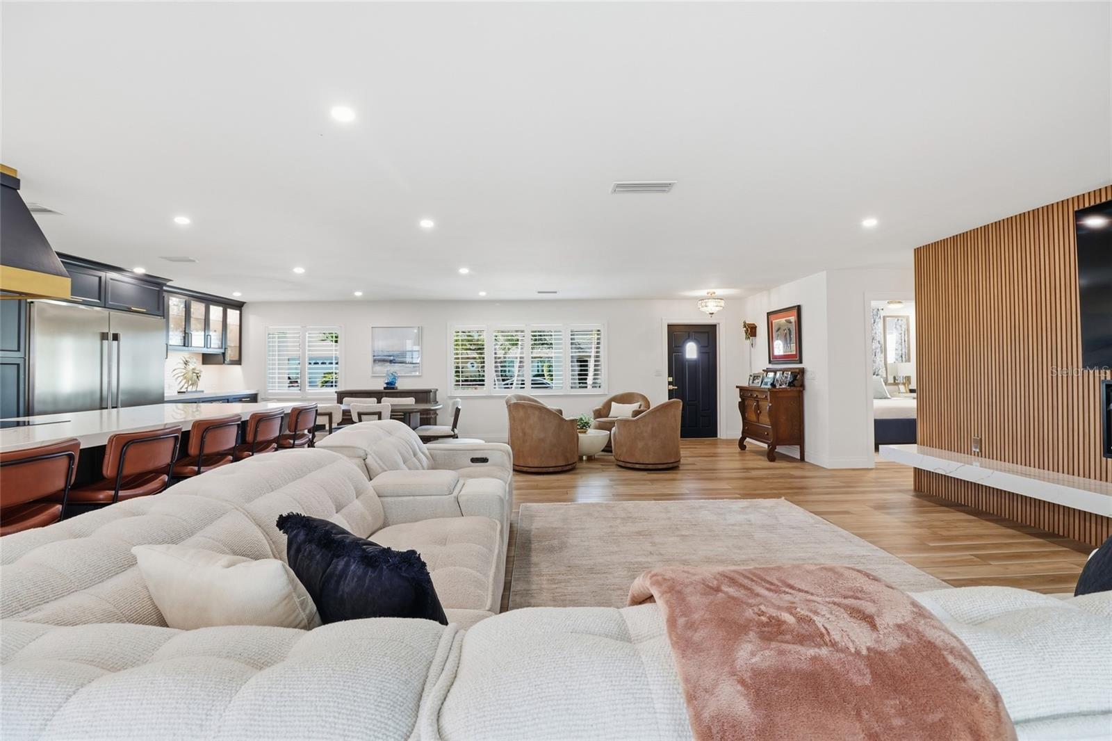 SAN REMO SHORES - Residential