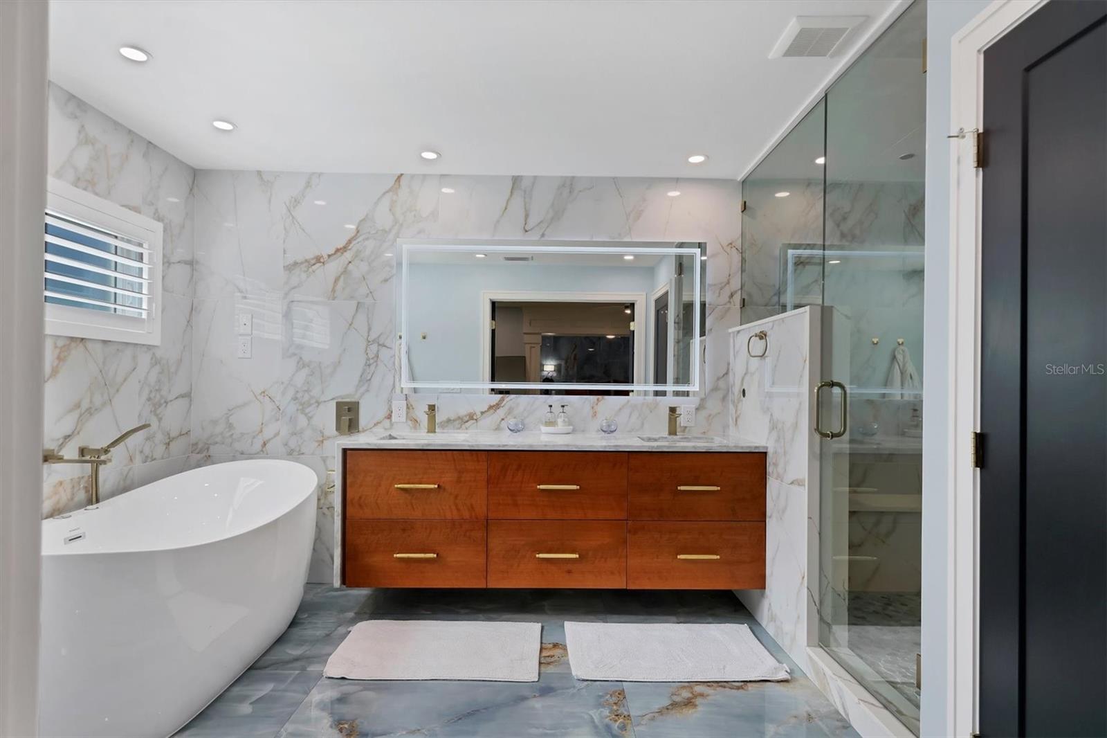 SAN REMO SHORES - Residential