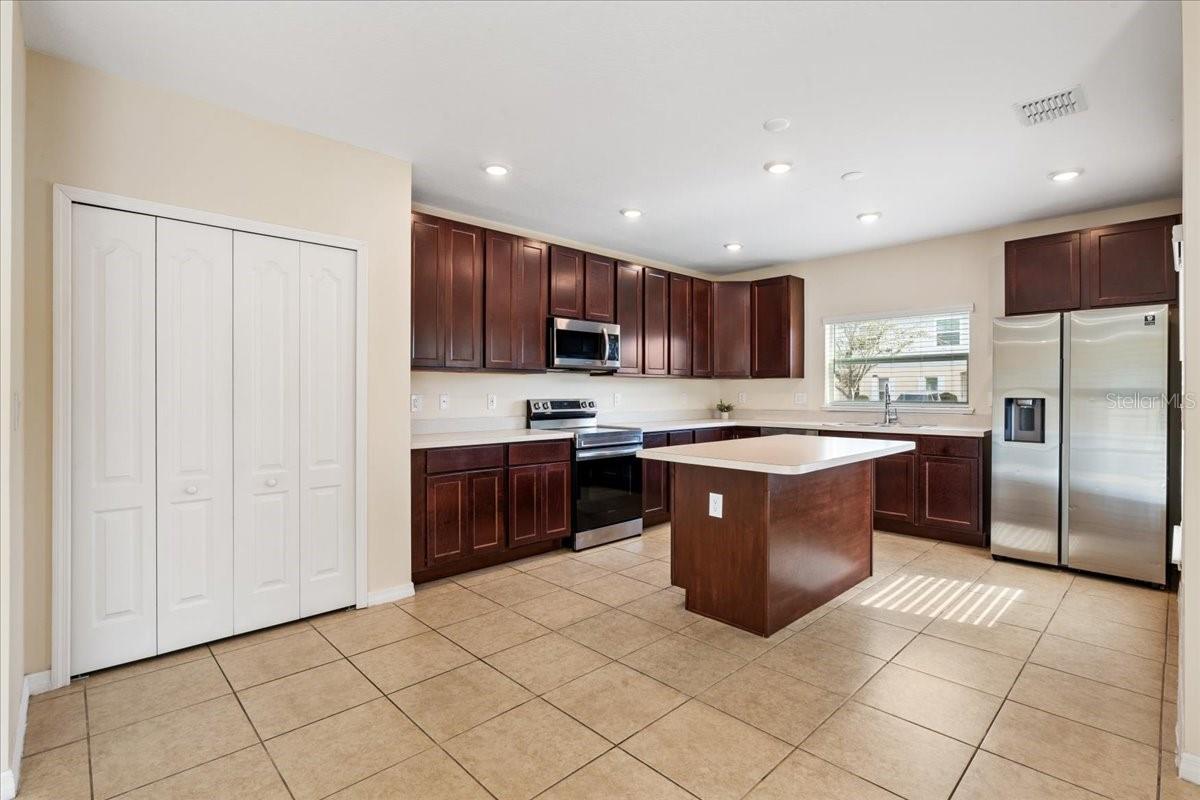 FIESTA KEY PH 2 - Residential