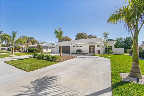 A home in SARASOTA