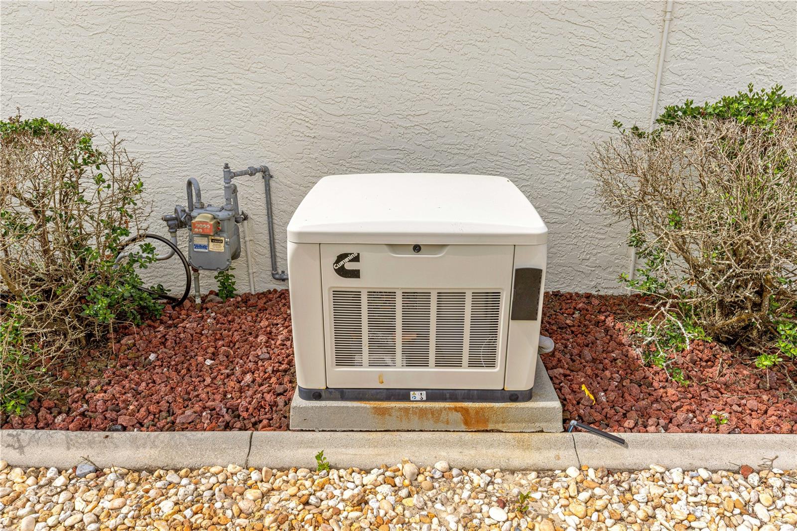 ON TOP OF THE WORLD - Residential