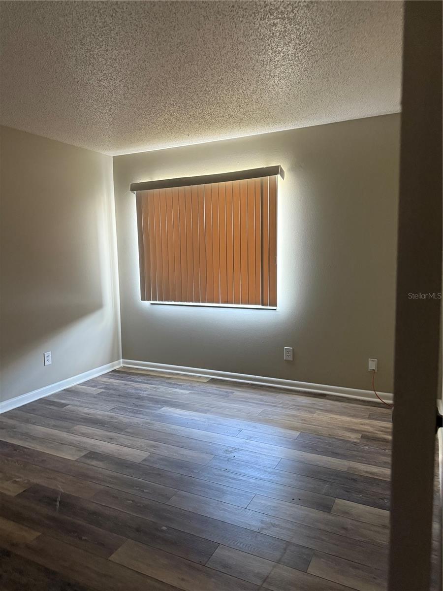 FAIRWAYS/SILVER SPGS SHORES CO - Residential Lease