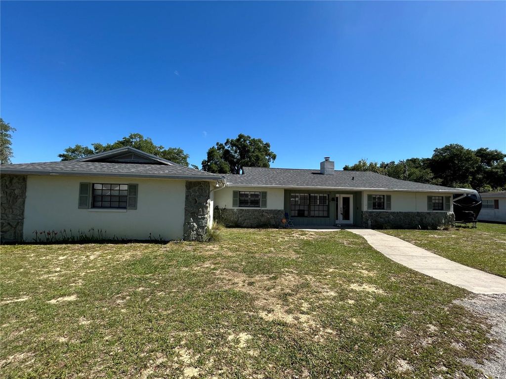 Photo of 8801 E Cresco Lane, Inverness, FL 34450 (MLS # OM722946)