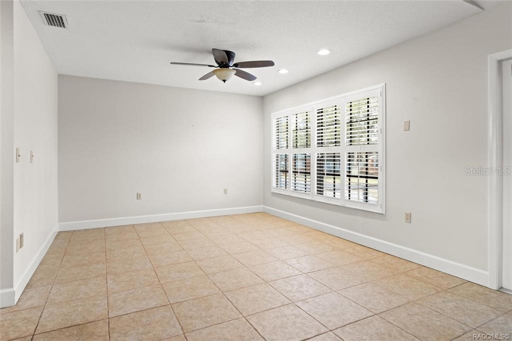 DAVIS LAKE GOLF ESTATES UNIT 02 - Residential