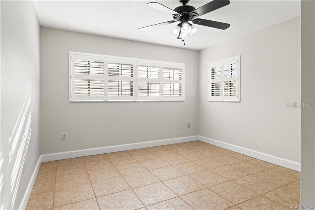 DAVIS LAKE GOLF ESTATES UNIT 02 - Residential