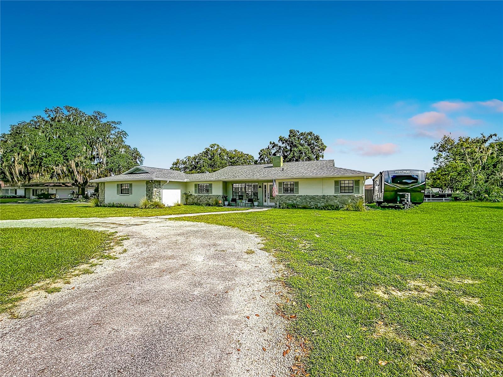 8801 E CRESCO LANE