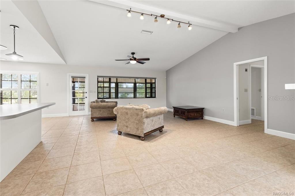 DAVIS LAKE GOLF ESTATES UNIT 02 - Residential