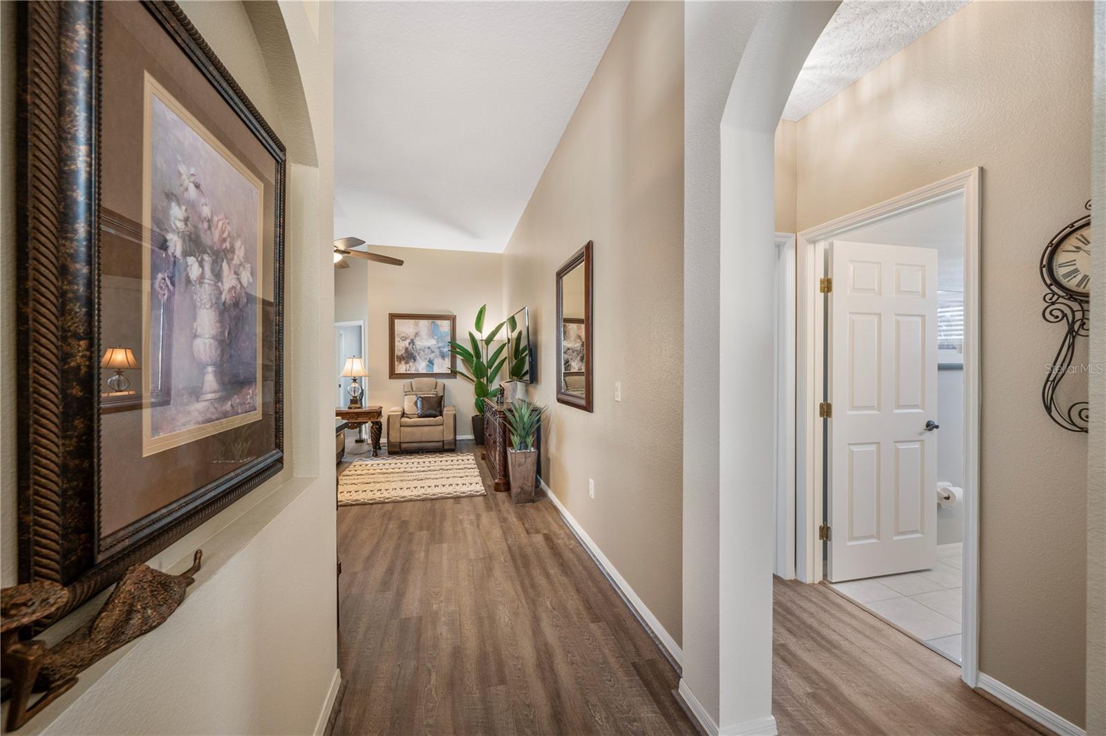 135 MINNIEHAHA CIRCLE