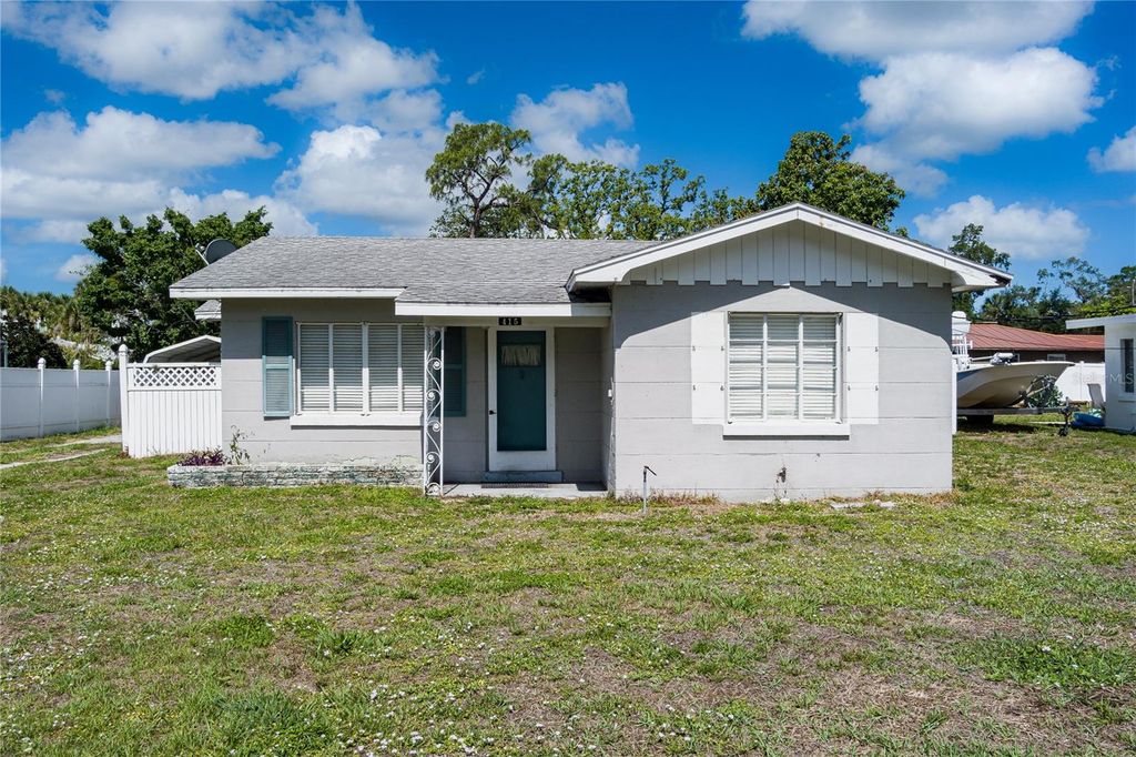 Photo of 415 20th Avenue W, Palmetto, FL 34221 (MLS # A4693886)
