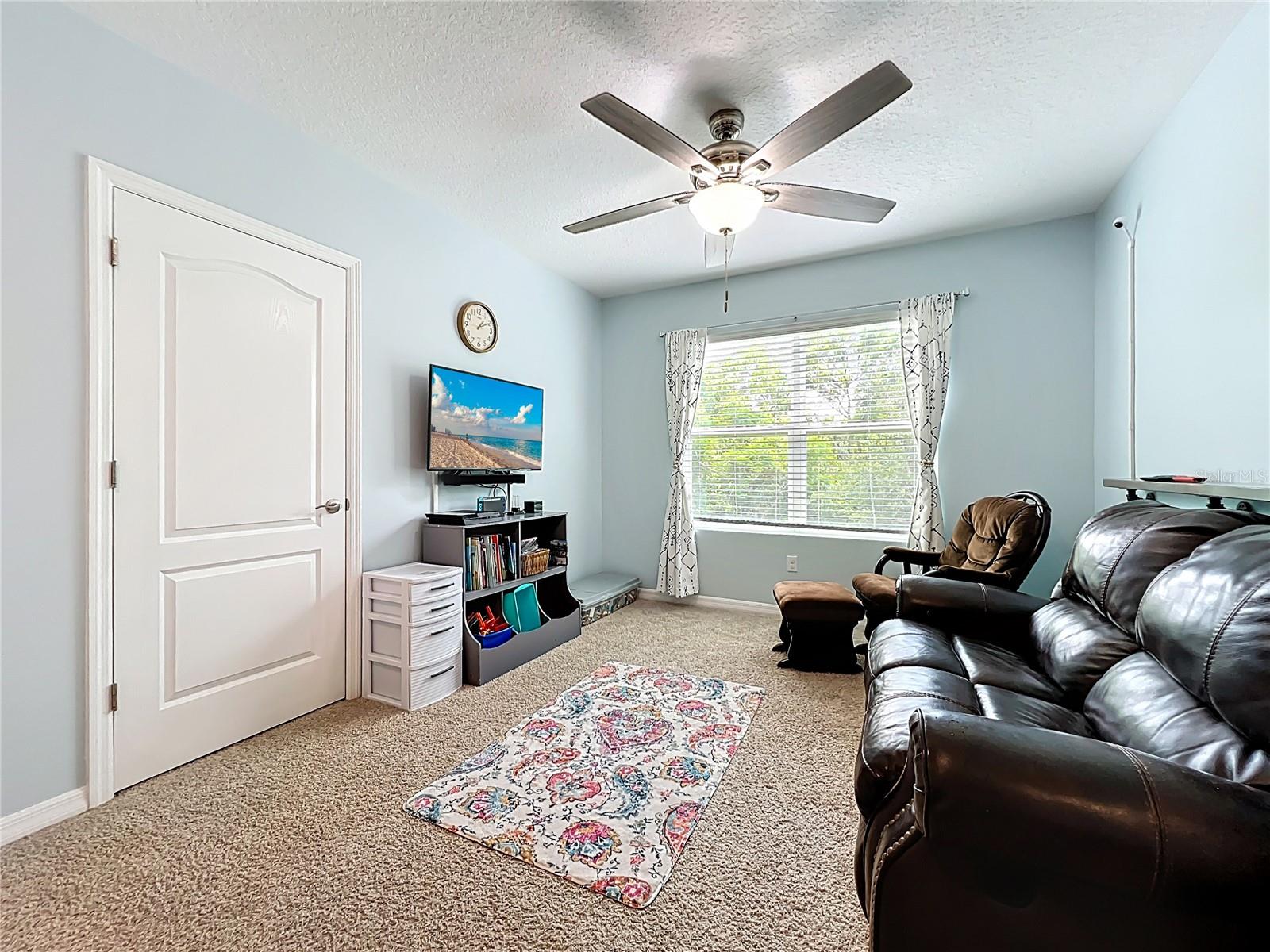 HOLLY ESTATES - Residential