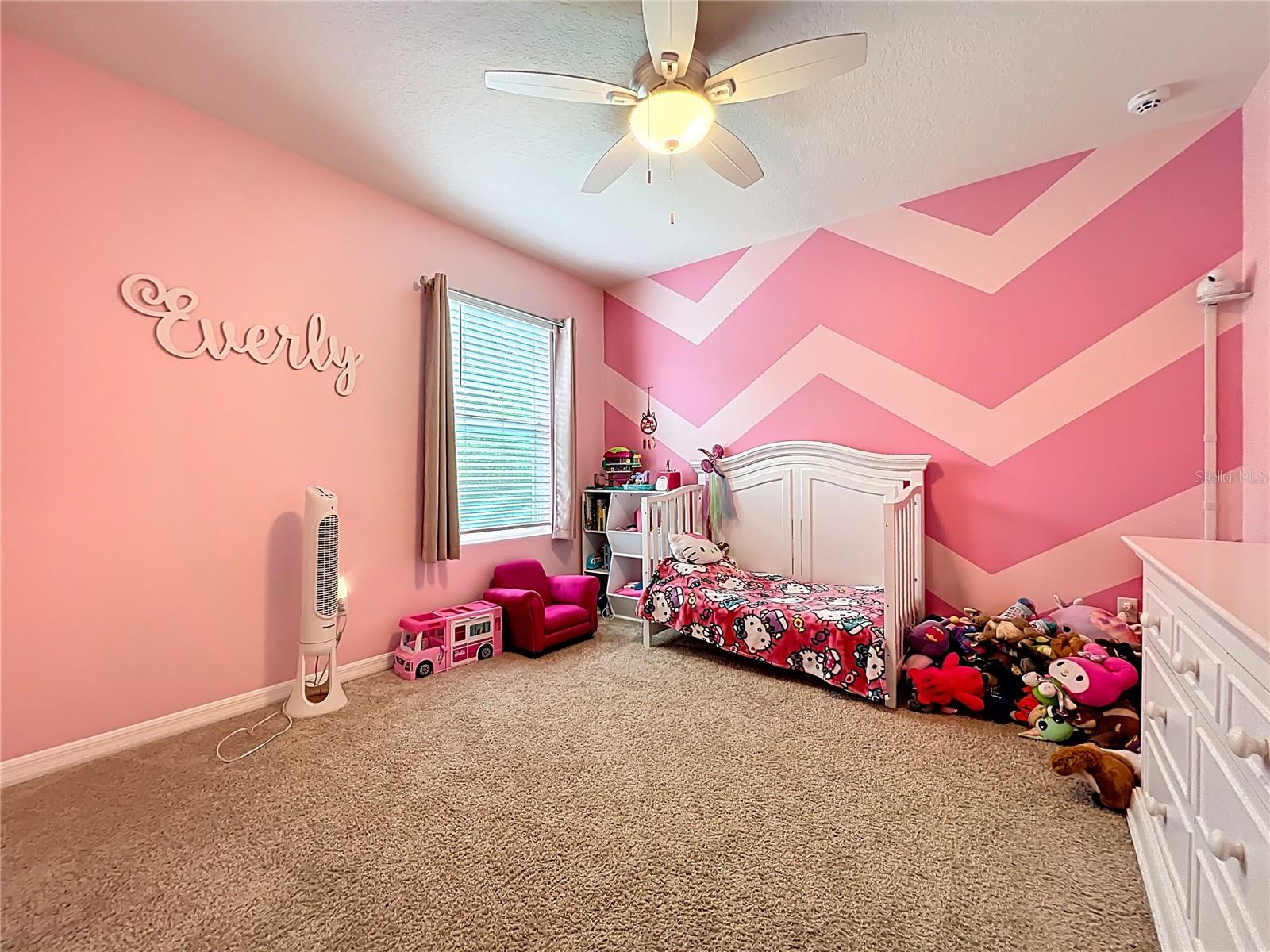 HOLLY ESTATES - Residential