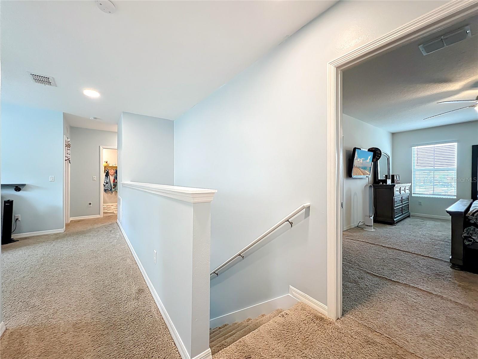 HOLLY ESTATES - Residential