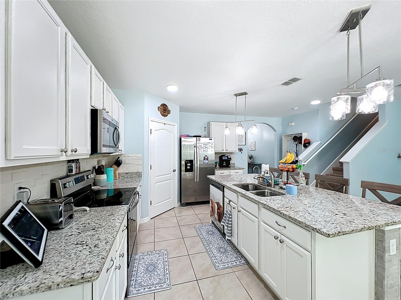 HOLLY ESTATES - Residential