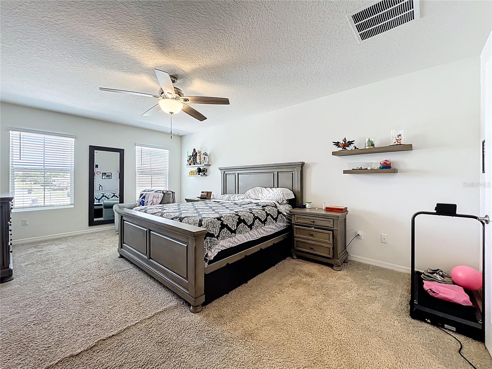 HOLLY ESTATES - Residential