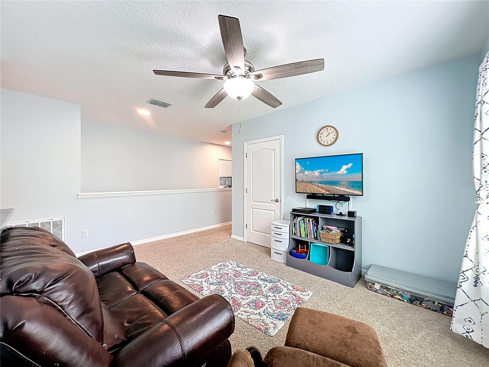 HOLLY ESTATES - Residential