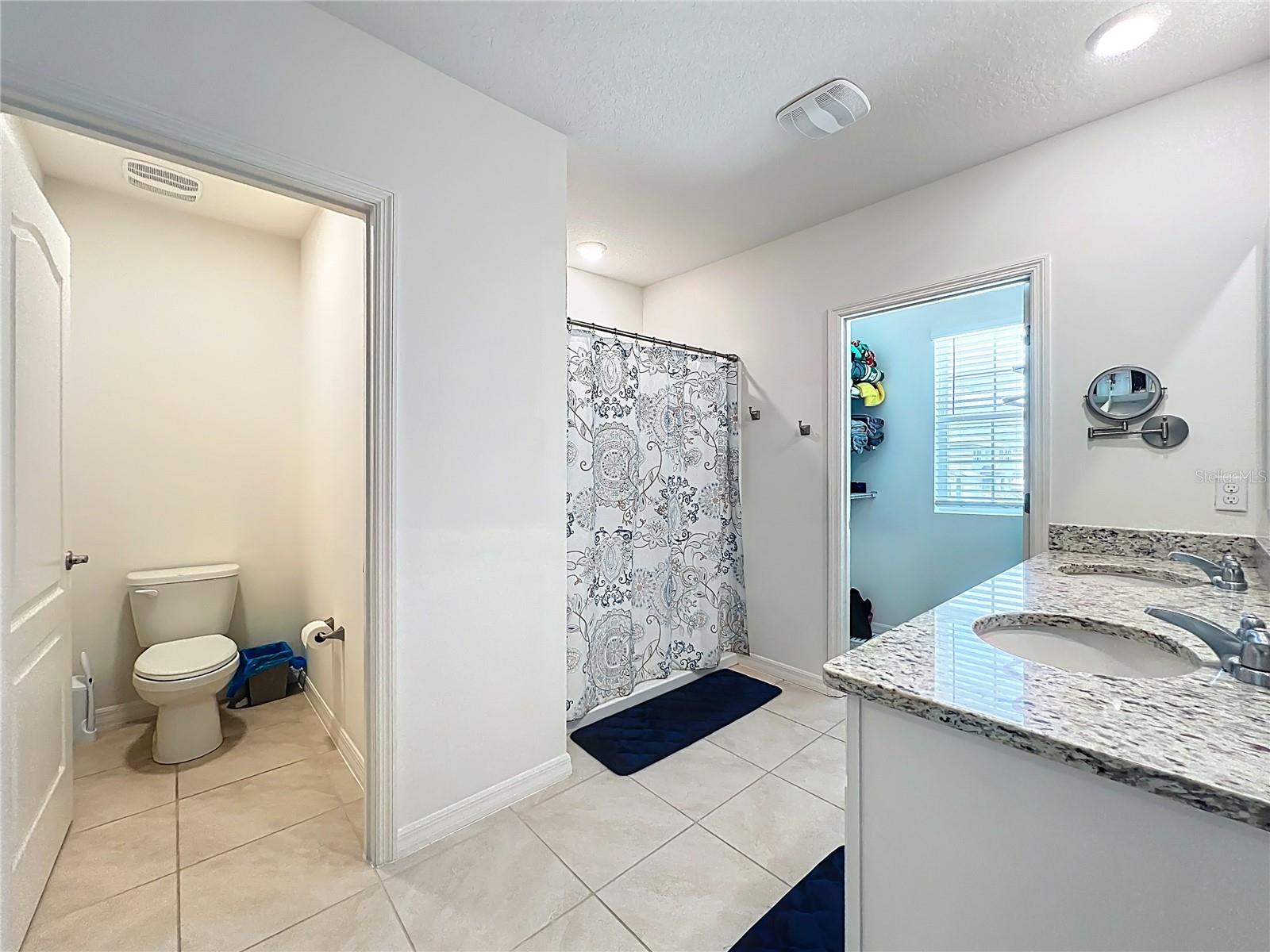 HOLLY ESTATES - Residential