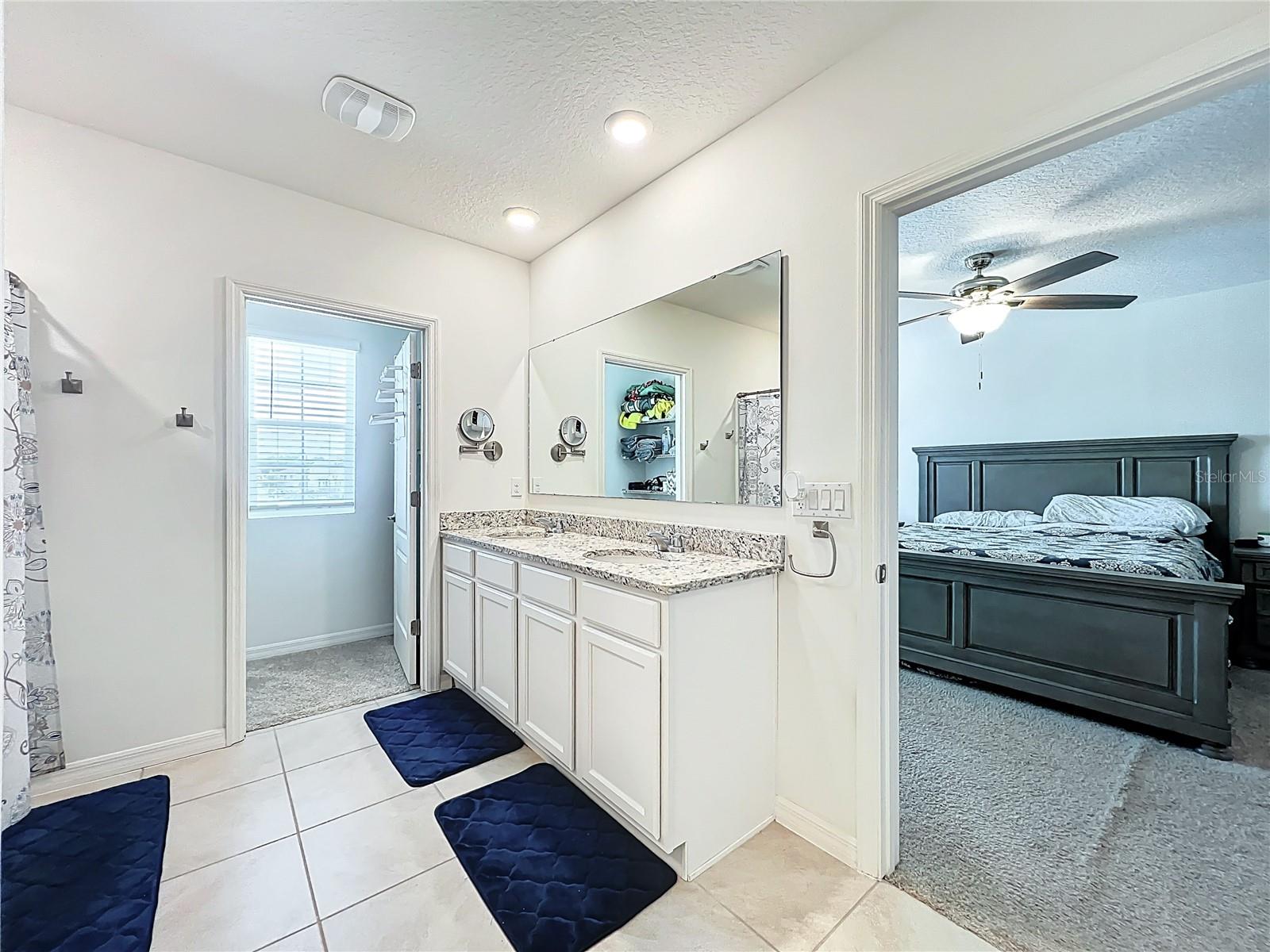 HOLLY ESTATES - Residential