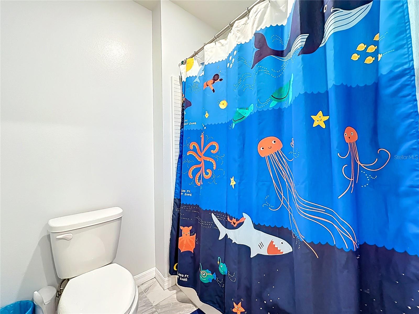 HOLLY ESTATES - Residential