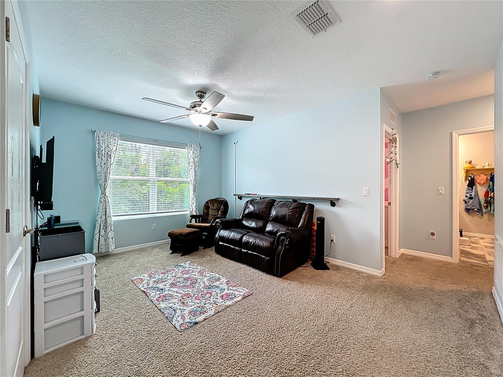 HOLLY ESTATES - Residential