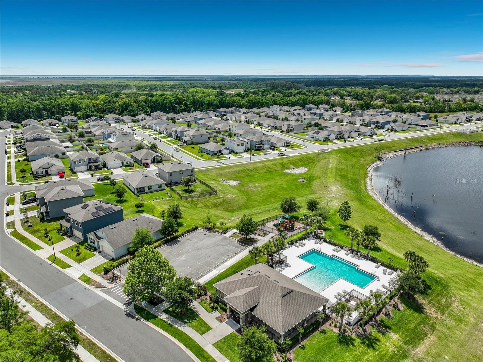 HOLLY ESTATES - Residential