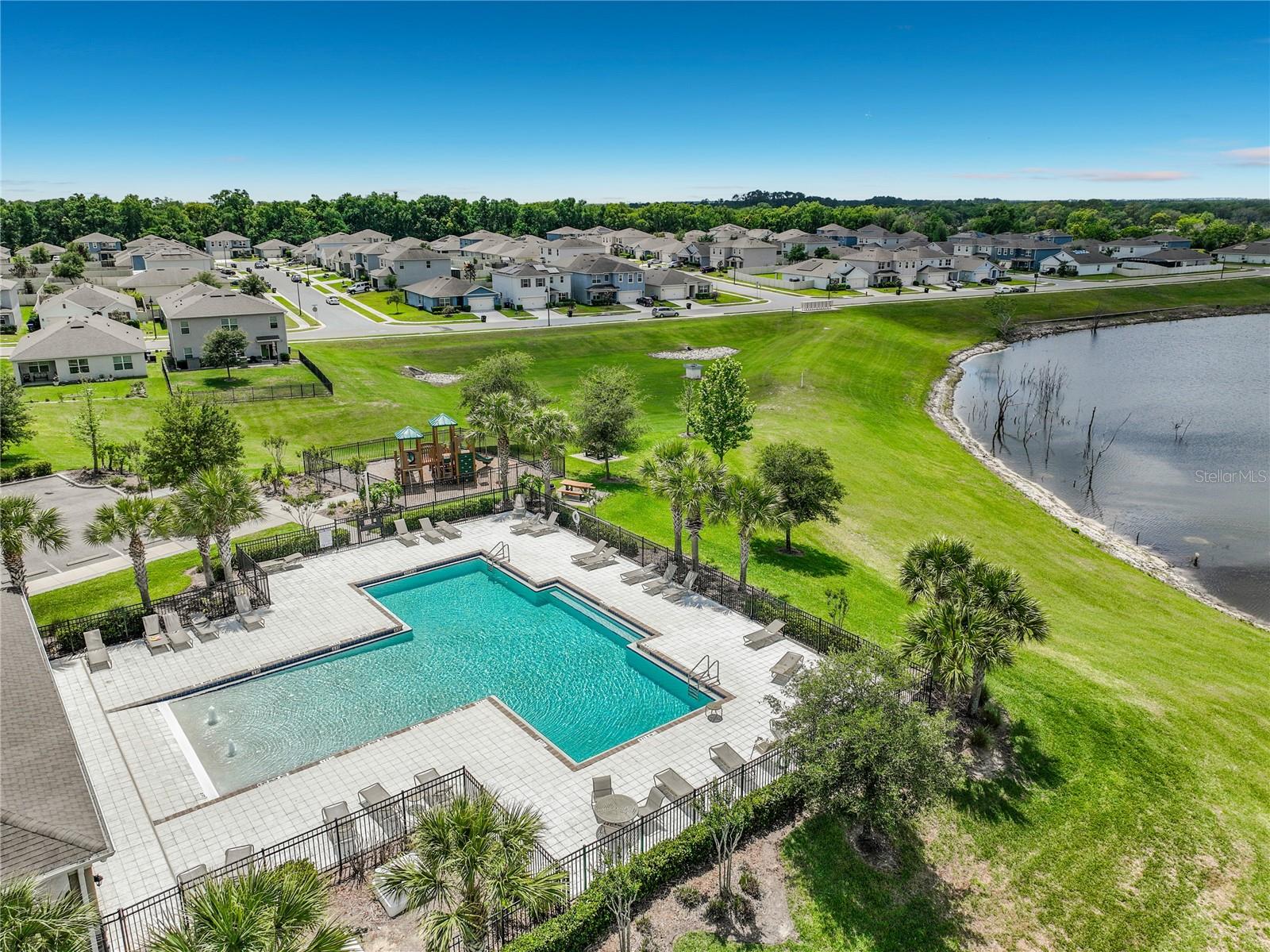 HOLLY ESTATES - Residential