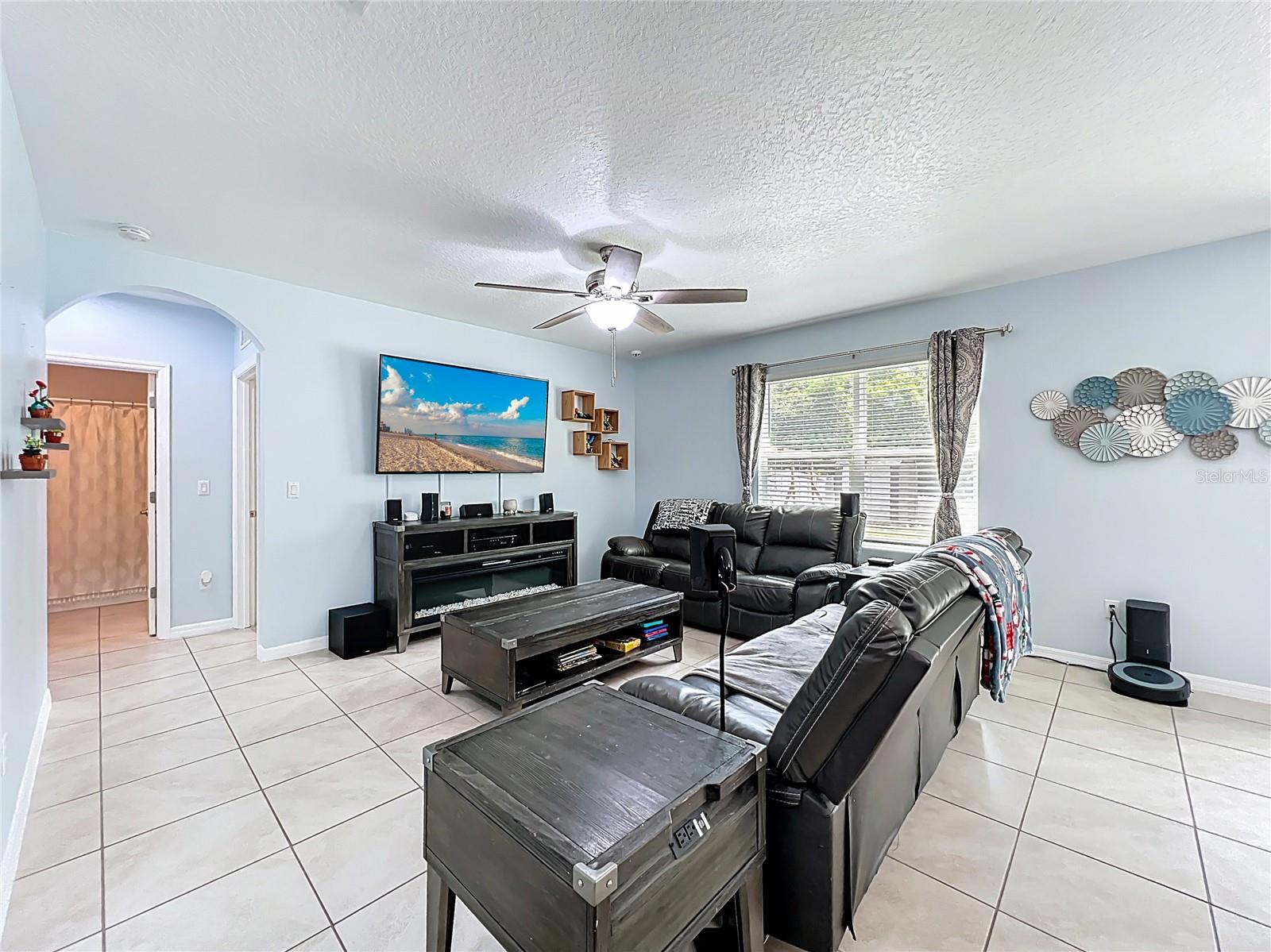 HOLLY ESTATES - Residential