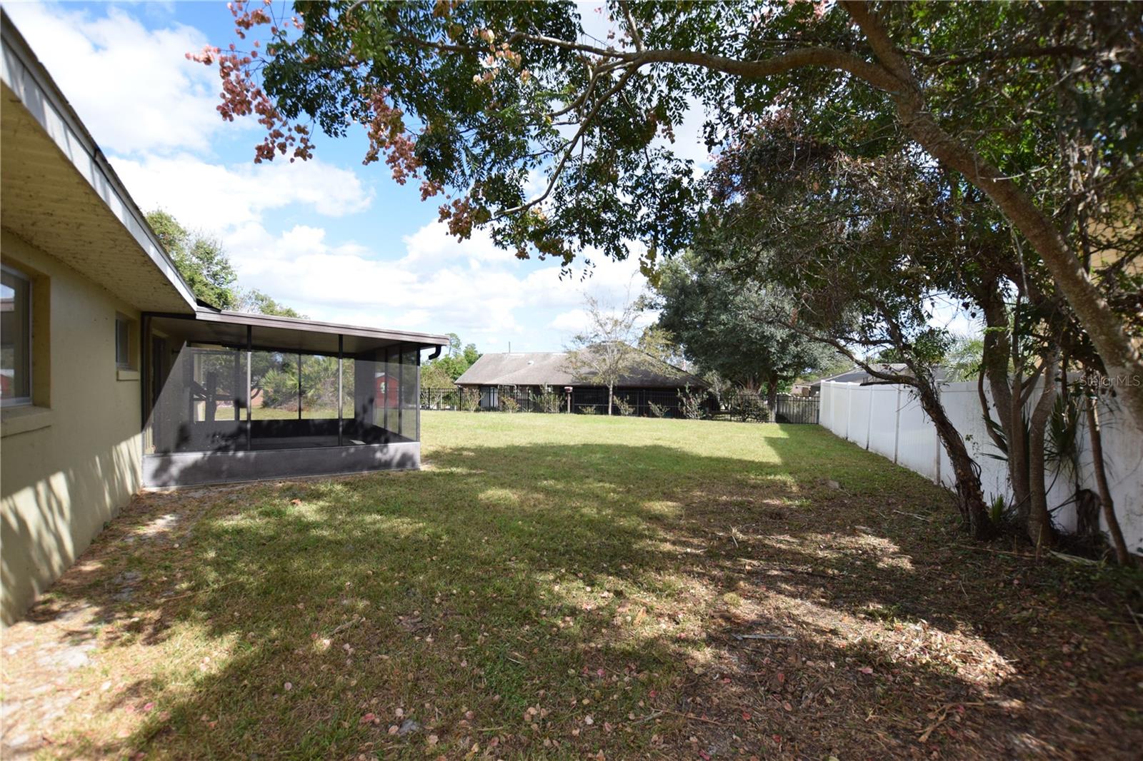 DELTONA LAKES UNIT 71 - Residential Lease