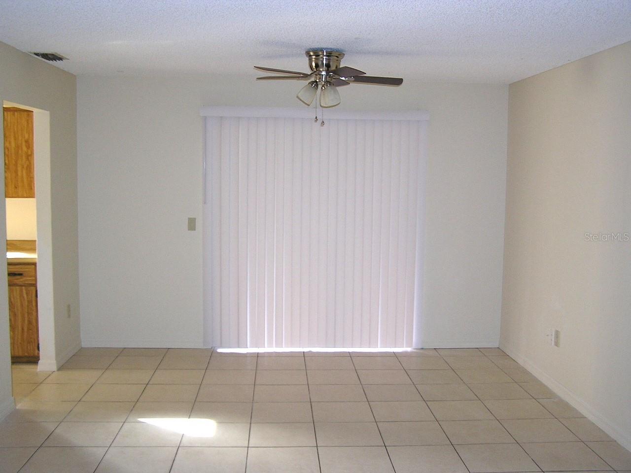 DELTONA LAKES UNIT 71 - Residential Lease