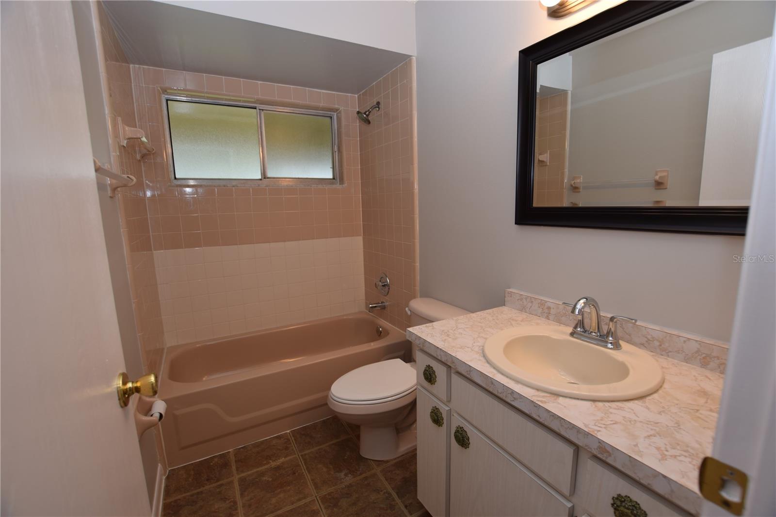 DELTONA LAKES UNIT 71 - Residential Lease