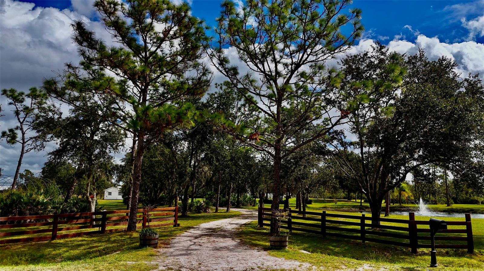 POMELLO PARK - Residential