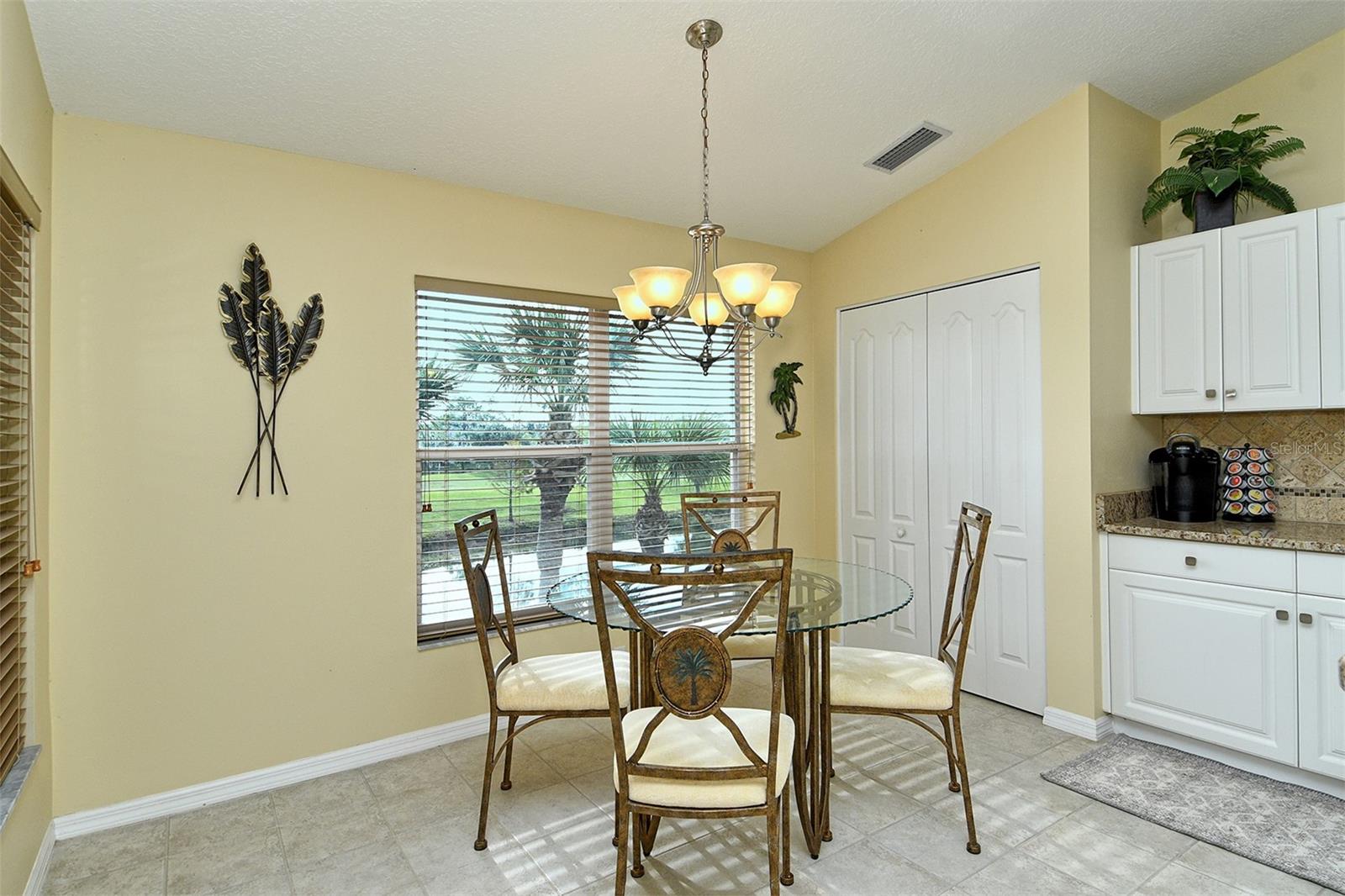 HERITAGE OAKS GOLF & COUNTRY CLUB - Residential