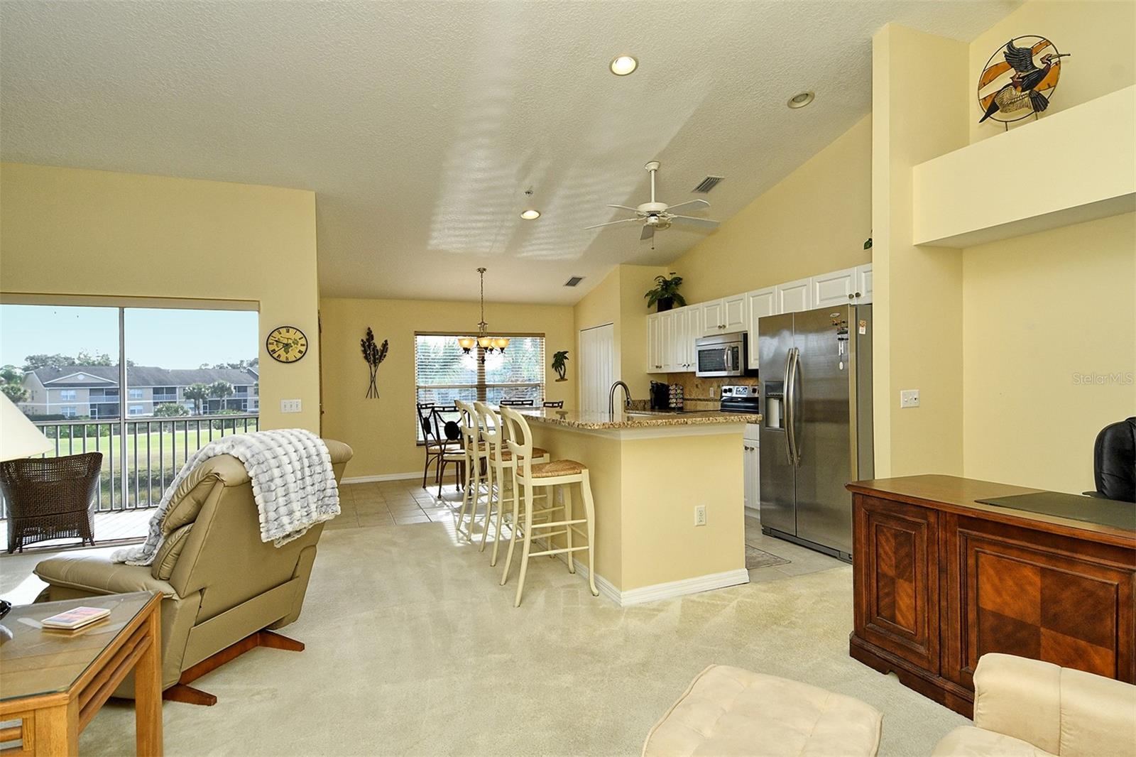 HERITAGE OAKS GOLF & COUNTRY CLUB - Residential