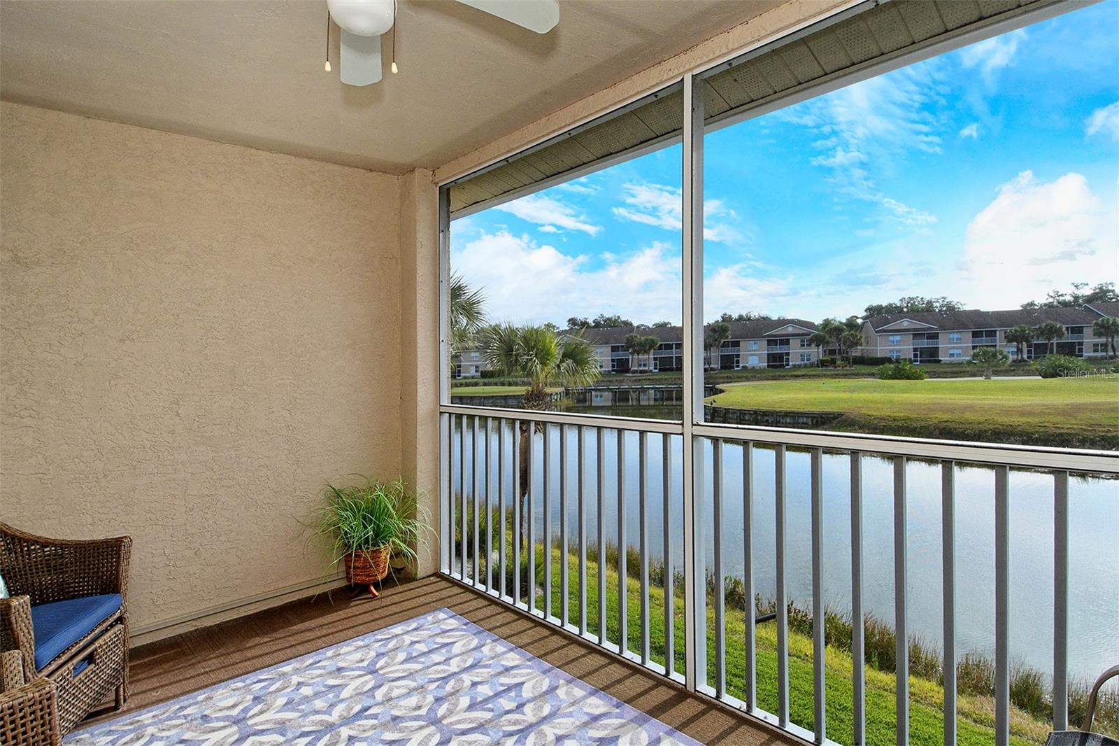 HERITAGE OAKS GOLF & COUNTRY CLUB - Residential